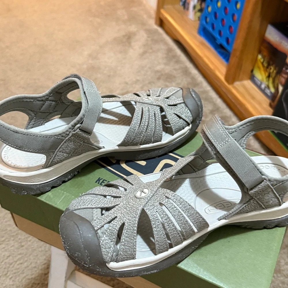 KEEN Brindle/ Shitake Rose Sandal size 9 - Picture 8 of 11